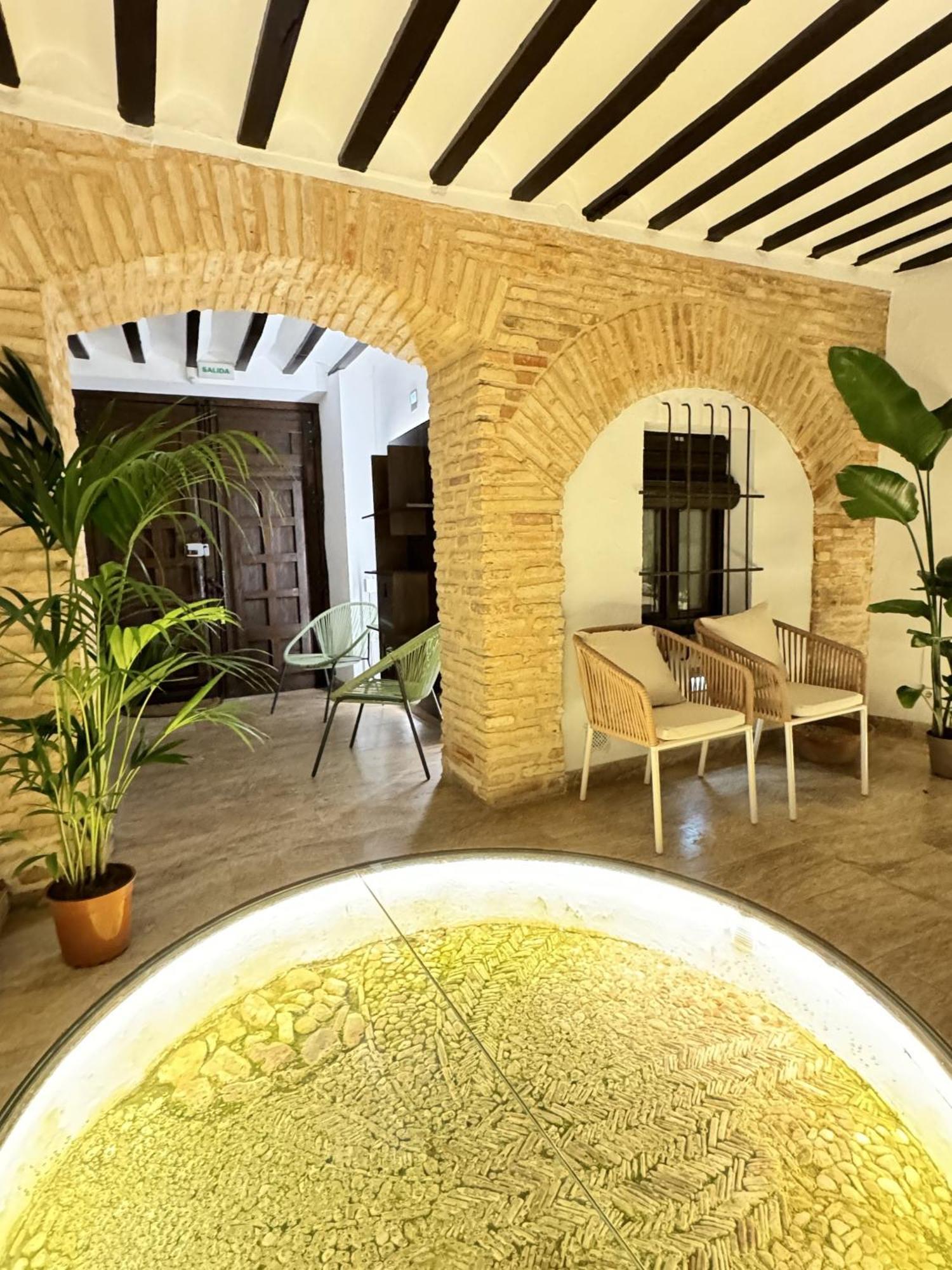 Manzano Palace. Con Terraza Country house